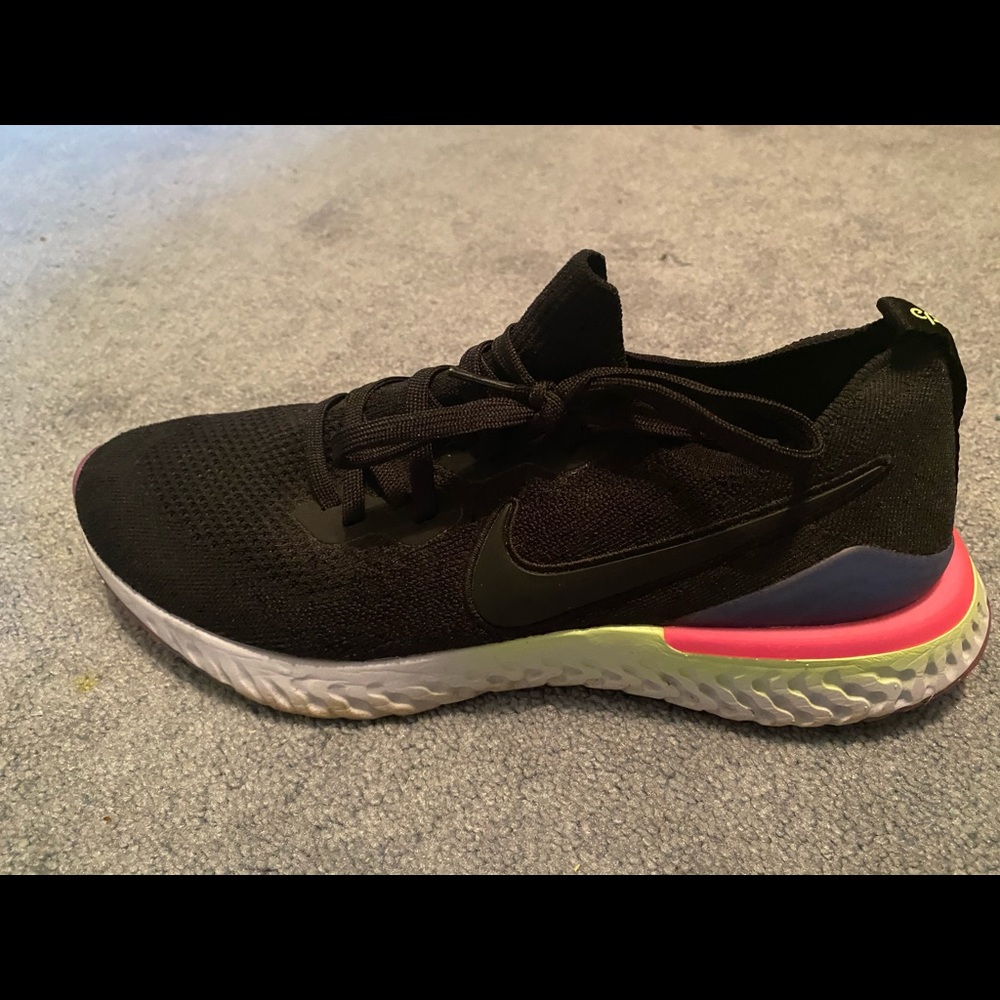 Nike epic react flynit 2
